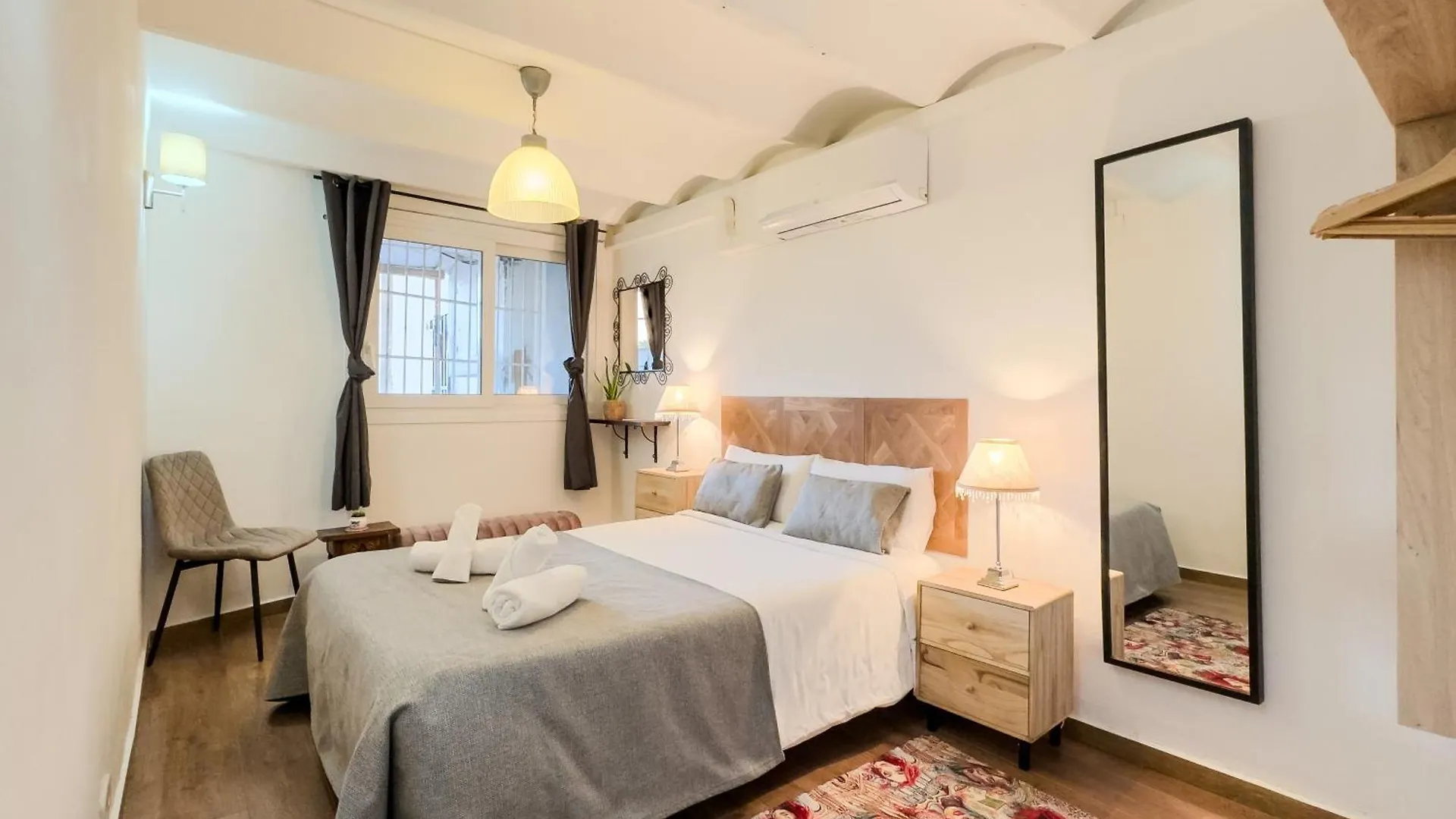 아파트 Cozy Place Next To Park Gueell 바르셀로나